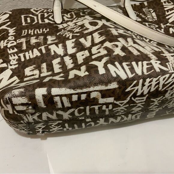 DKNY Bryant Medium Tote Graffiti purse handbag - Picture 11 of 14
